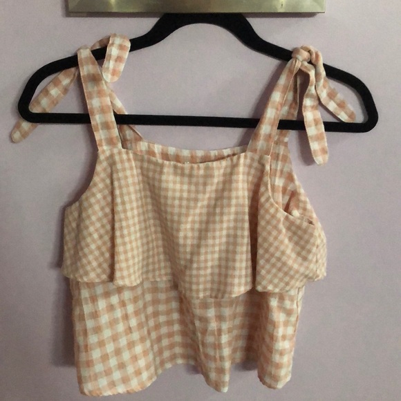 SUPER CUTE TANK TOP - Picture 2 of 3